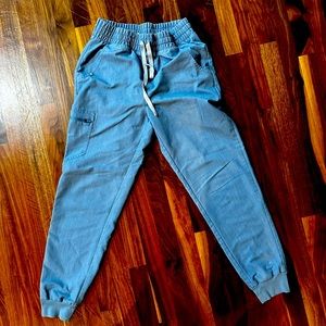 Figs size S high waist pant.